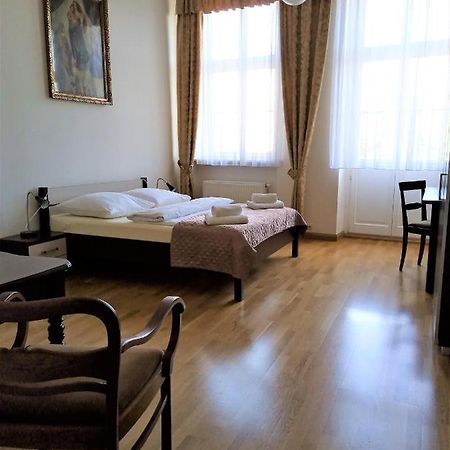 Dom Notre Dame Bed & Breakfast Wrocław Dış mekan fotoğraf