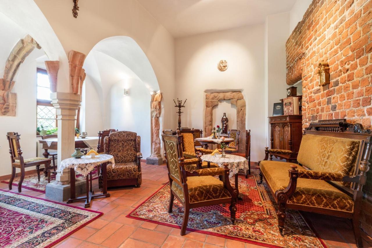 Dom Notre Dame Bed & Breakfast Wrocław Dış mekan fotoğraf
