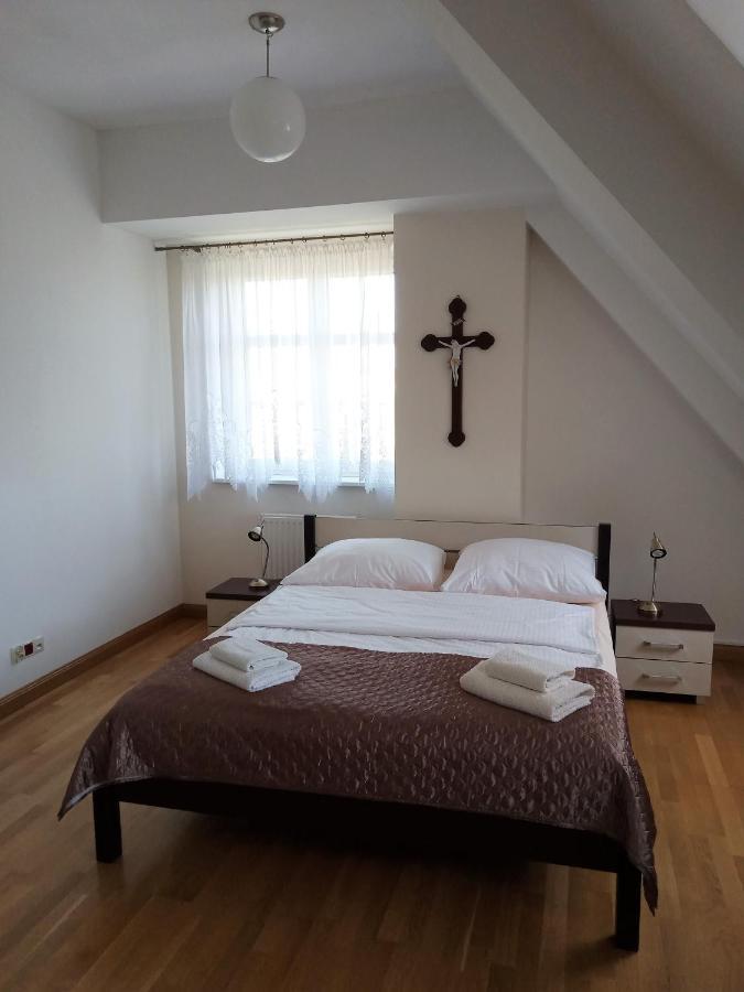 Dom Notre Dame Bed & Breakfast Wrocław Dış mekan fotoğraf