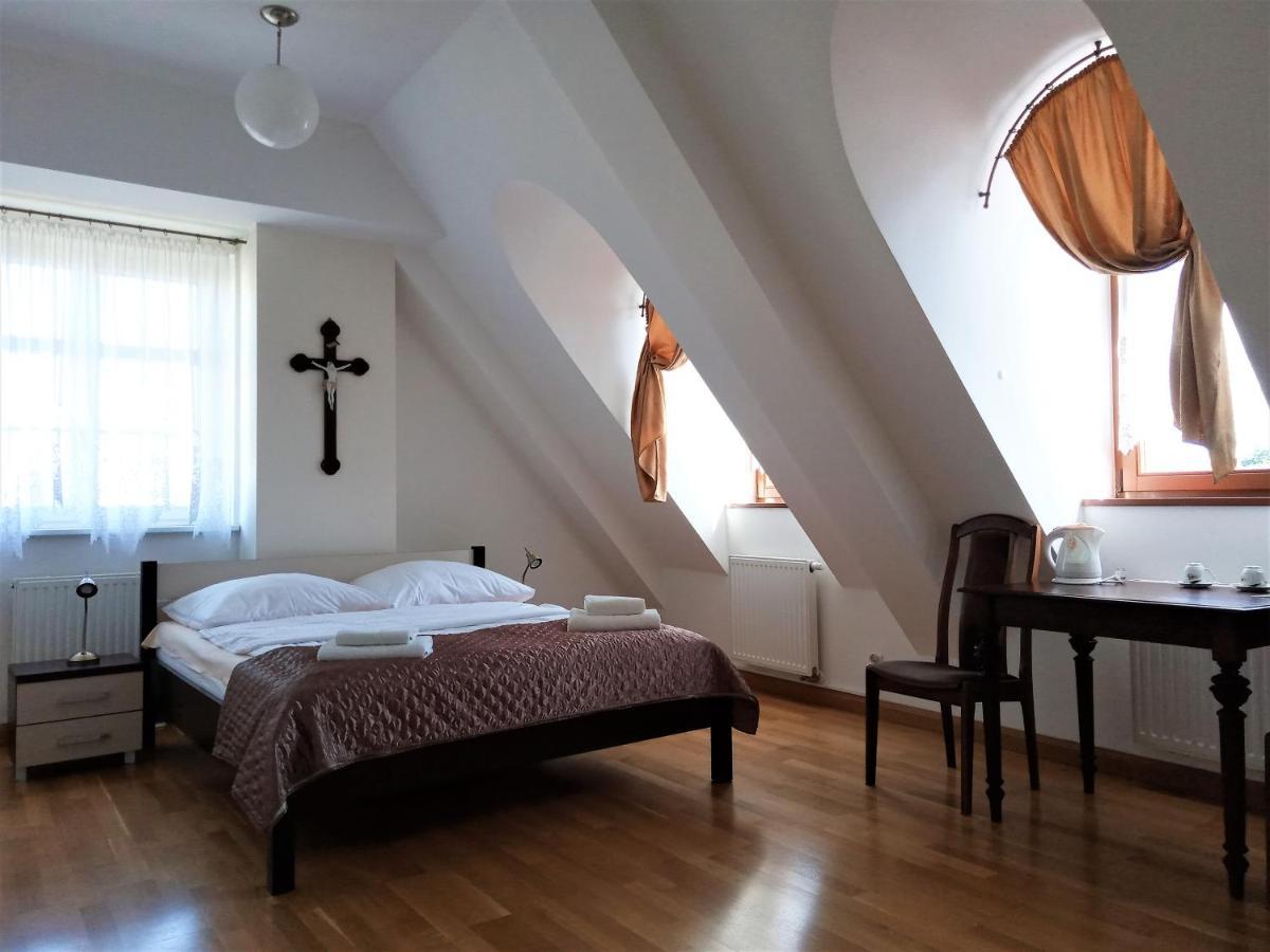 Dom Notre Dame Bed & Breakfast Wrocław Dış mekan fotoğraf